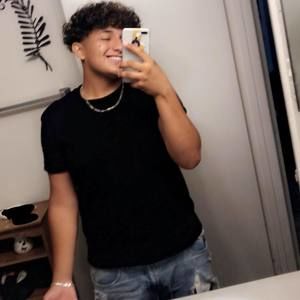 Meet your Posher, Eric